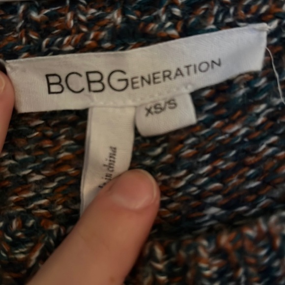 BCBG sweater - size XS/small- multi color - Picture 4 of 4